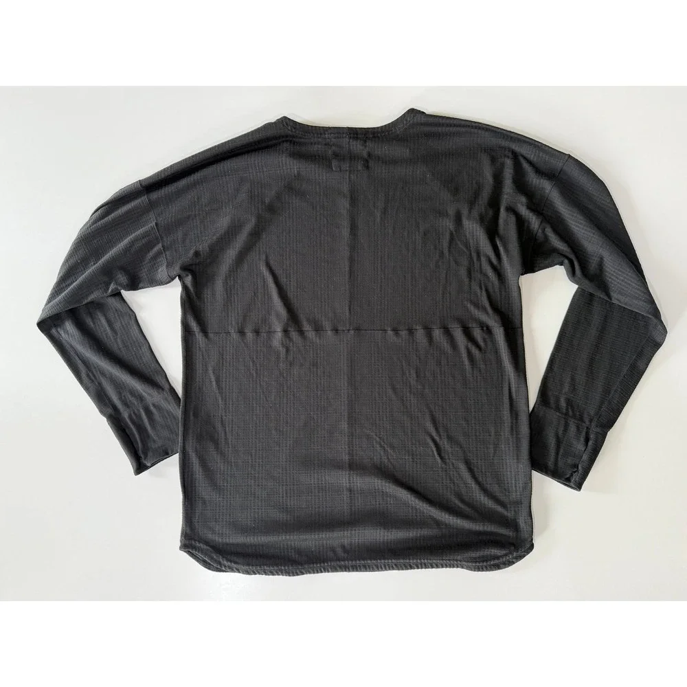 Nike Yoga Men's Large Black Athletic Long Sleeve Shirt